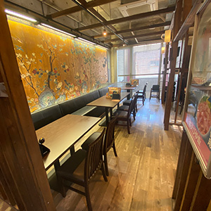 名北飯店 本店 店内写真1